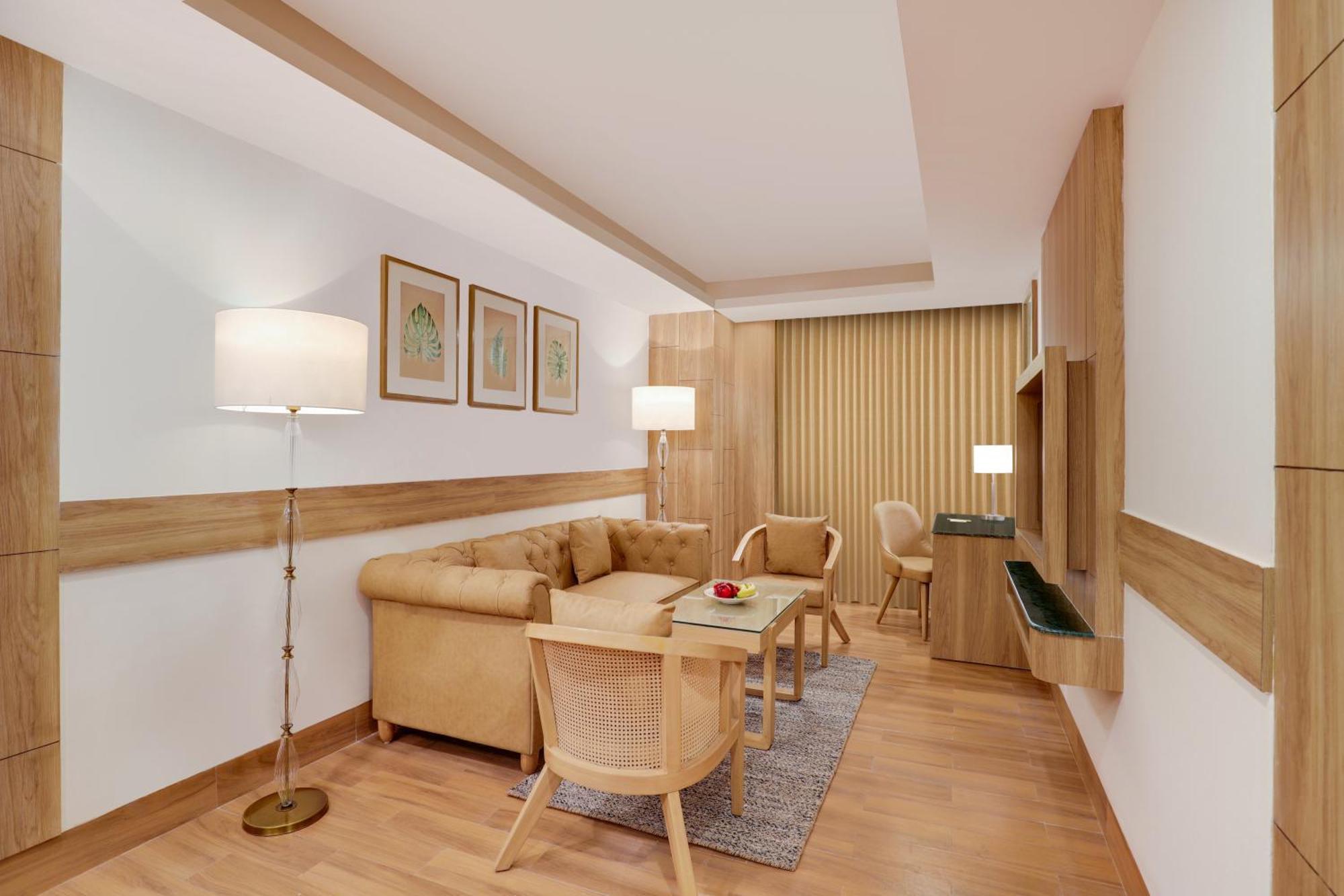 Lemon Tree Hotel, Rišikéš Exteriér fotografie