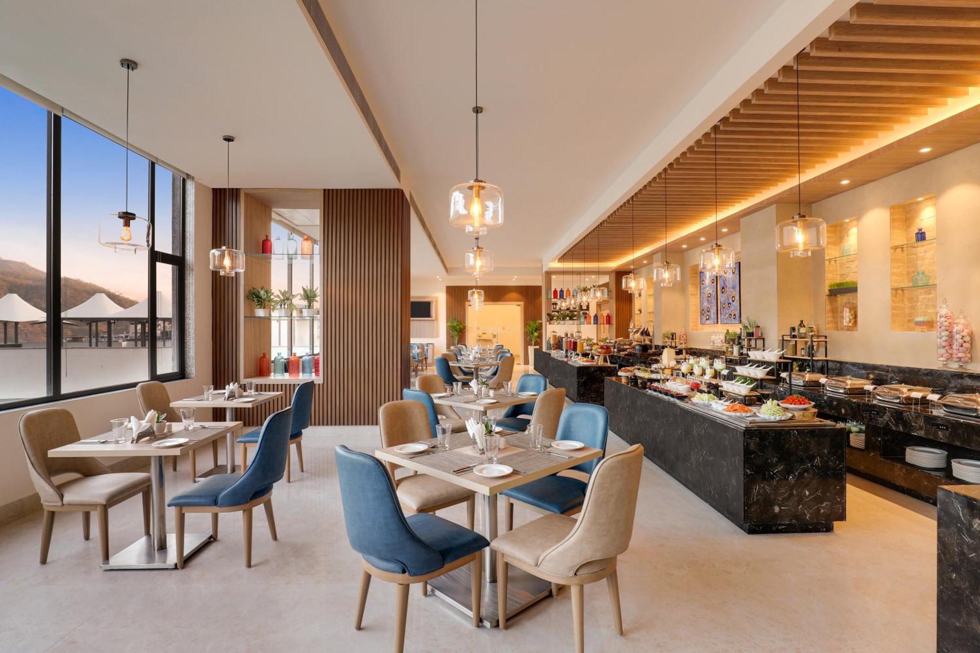 Lemon Tree Hotel, Rišikéš Exteriér fotografie
